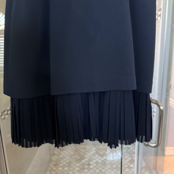 Cinq a Sept Catriona Navy Halter Sheath Cocktail Dress-pleated bottom-size 12 - Picture 5 of 6